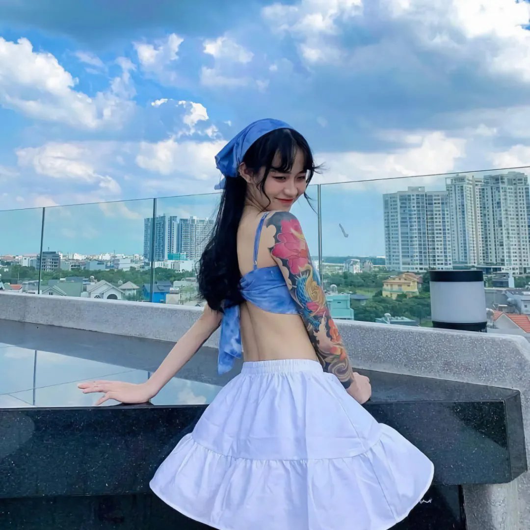 冰属性男子与酷酷女同事